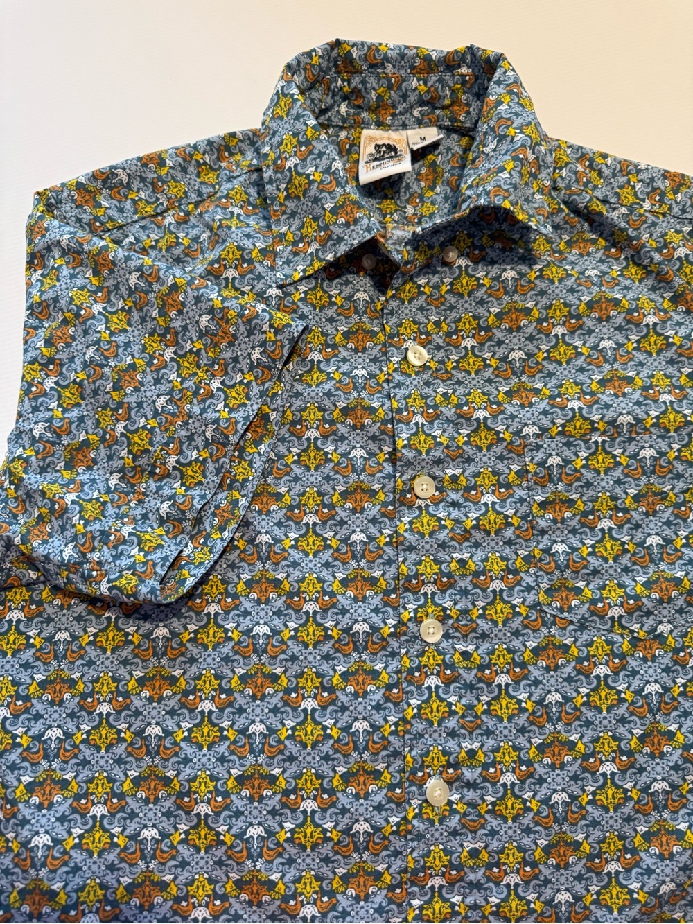Kennington Men's Short-Sleeve Button-Down Shirt - Yellow & Blue Floral Pattern